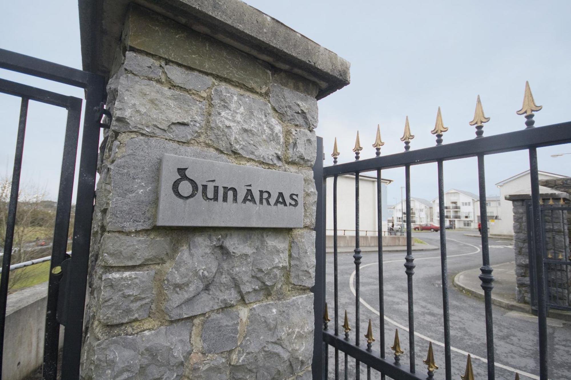 Dunaras Holiday Village Galway Bagian luar foto